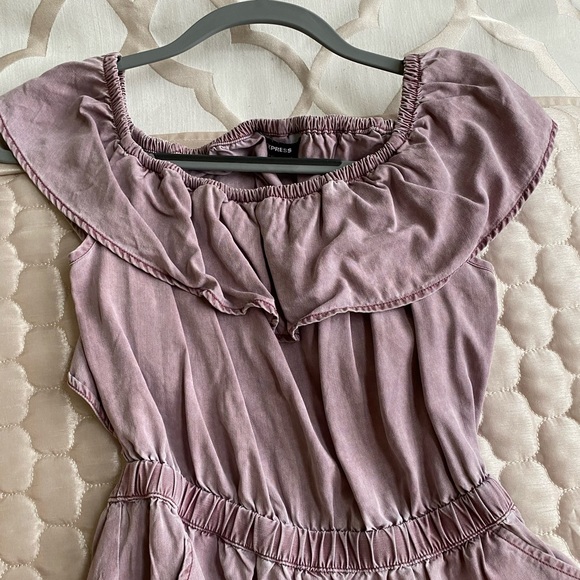 Ruffle Open Back Romper - Picture 2 of 4